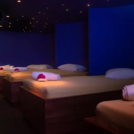 ホテル Seehotel Leoni 4*