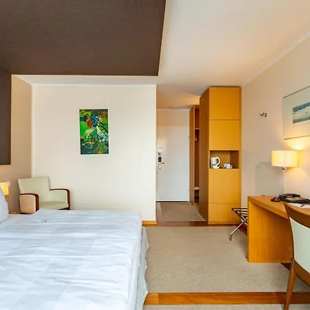 Hotel Seehotel Leoni 4*