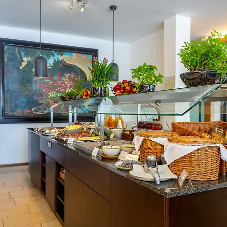 Seehotel Leoni 4* Berg am Starnberger See