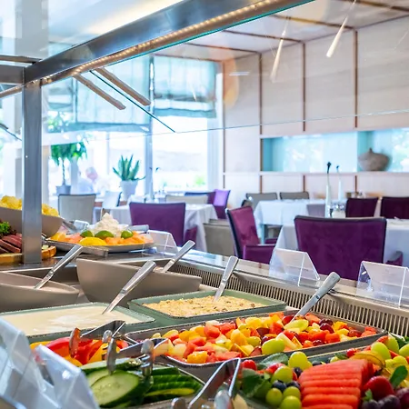 Seehotel Leoni 4* Berg am Starnberger See