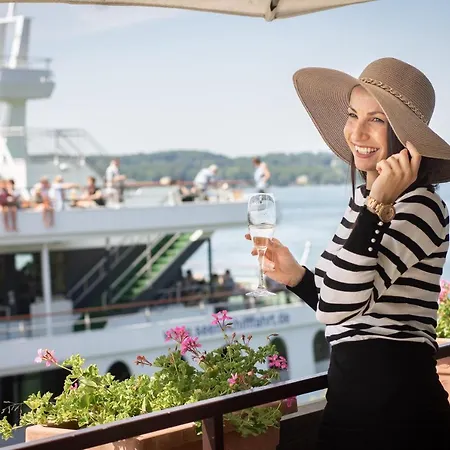 Otel Seehotel Leoni Berg am Starnberger See