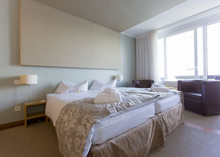 מלון Seehotel Leoni