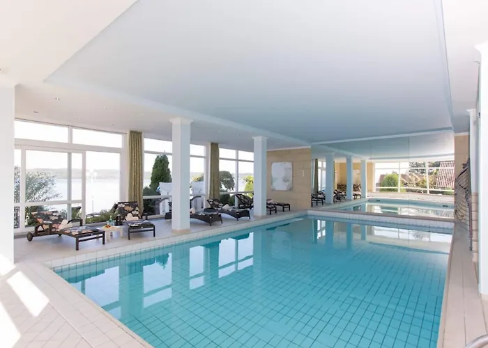 מלון Seehotel Leoni ברג אם סטרנברגר סי